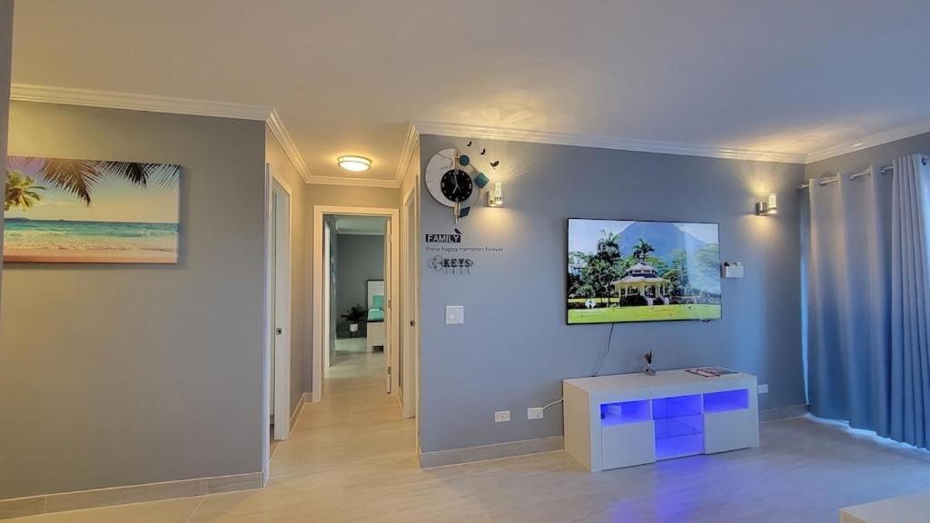 Waikiki Condo 2 Bedrooms 2 Bathrooms With 1 Free Parking Space Honolulu Zewnętrze zdjęcie