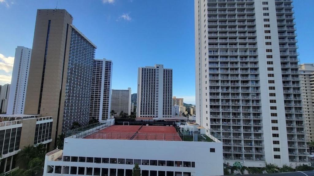 Waikiki Condo 2 Bedrooms 2 Bathrooms With 1 Free Parking Space Honolulu Zewnętrze zdjęcie