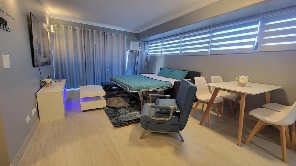 Waikiki Condo 2 Bedrooms 2 Bathrooms With 1 Free Parking Space Honolulu Zewnętrze zdjęcie