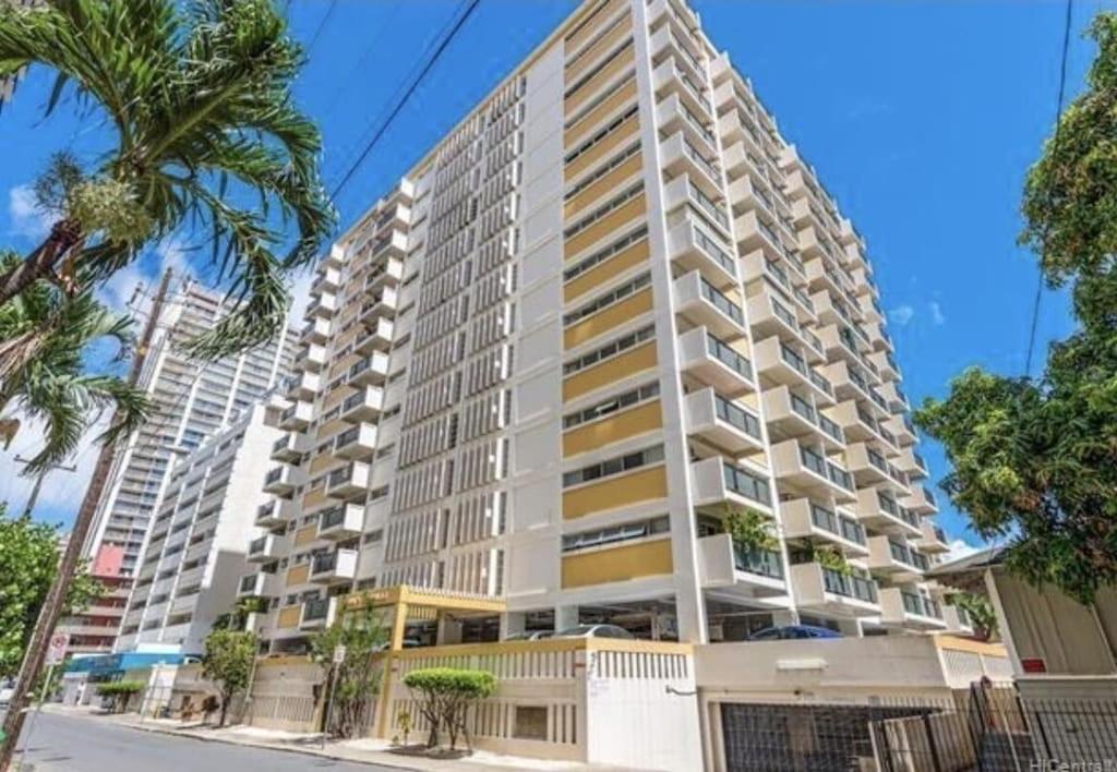 Waikiki Condo 2 Bedrooms 2 Bathrooms With 1 Free Parking Space Honolulu Zewnętrze zdjęcie