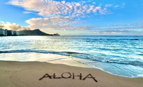 Waikiki Condo 2 Bedrooms 2 Bathrooms With 1 Free Parking Space Honolulu Zewnętrze zdjęcie